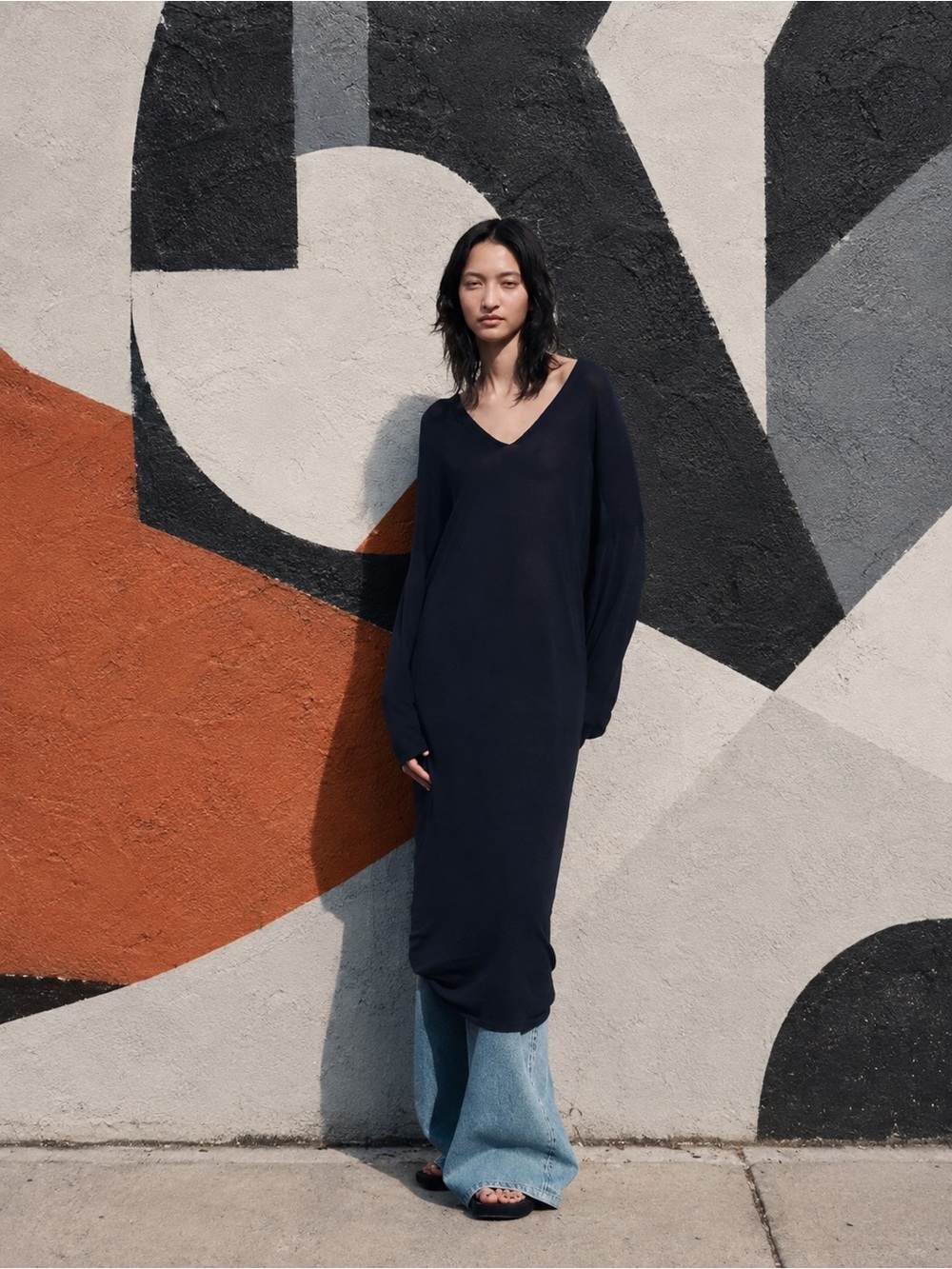 Zara V-Neck Straight Silhouette Knit Dress – Size L - Picture 2 of 14